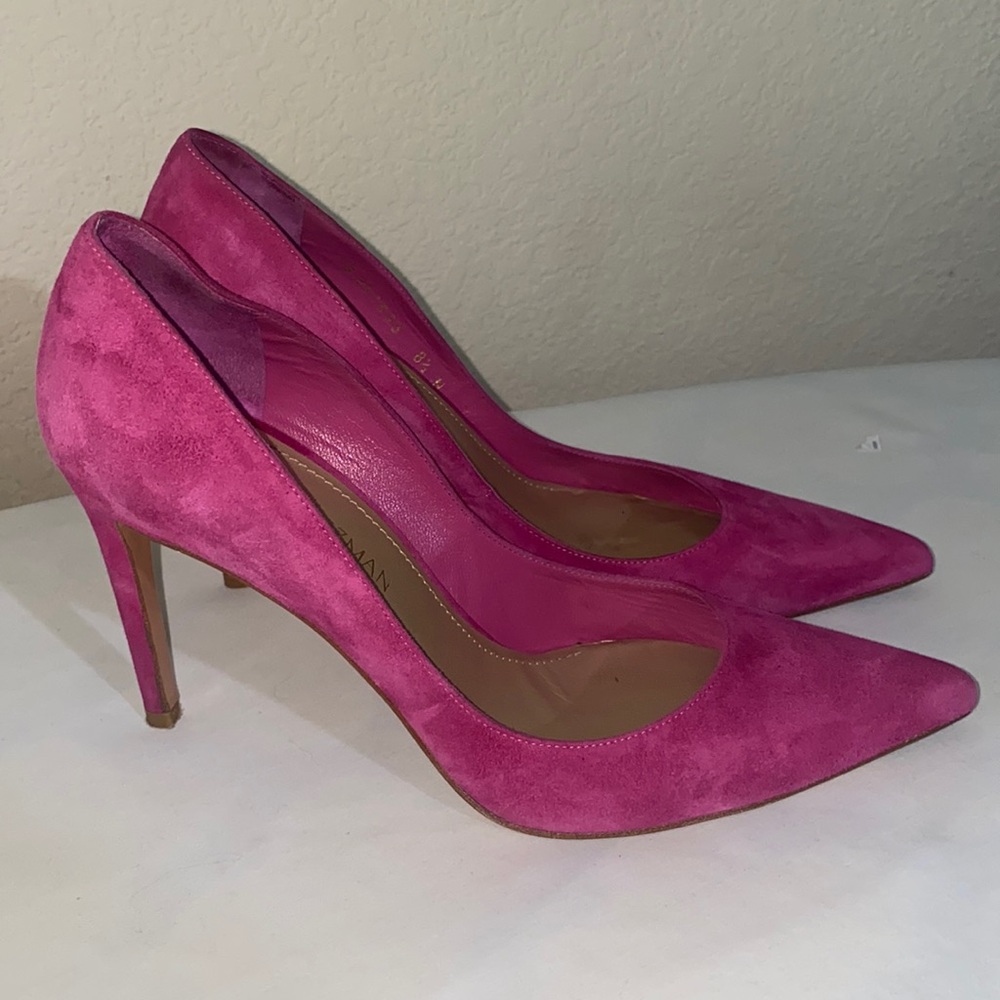 💯 SOLD 💯 Stuart Weitzman Pink Suede Heels/ Pumps
